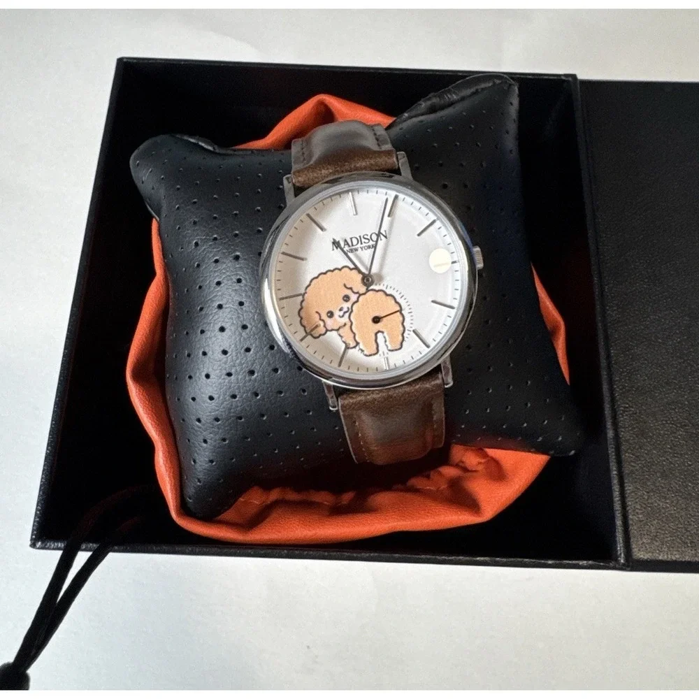 Madison New York Dog Watch With Pouch & Box Tested & Working
